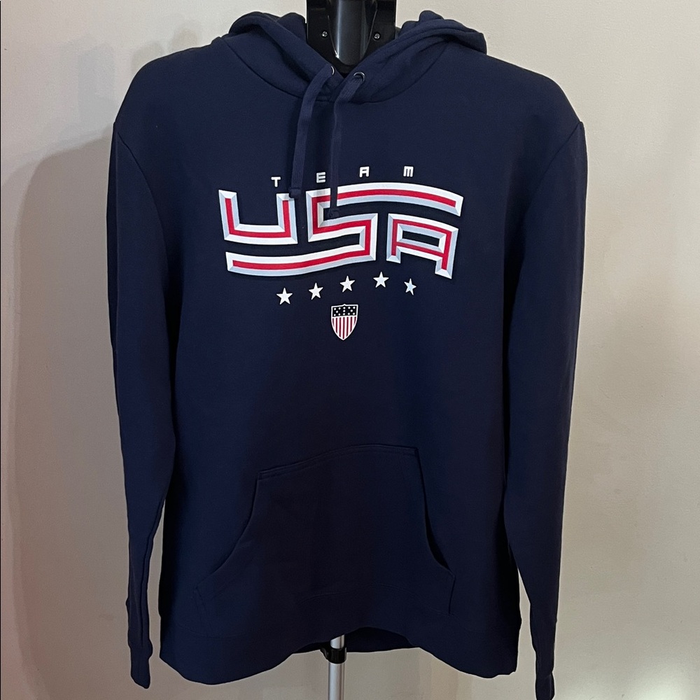 NWT Fanatics Team USA 2022 Winter Olympics Warped Fitted Pullover Hoodie